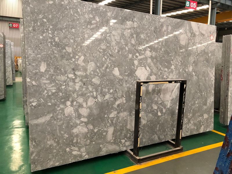 Super White Quartize-More Gery.jpg