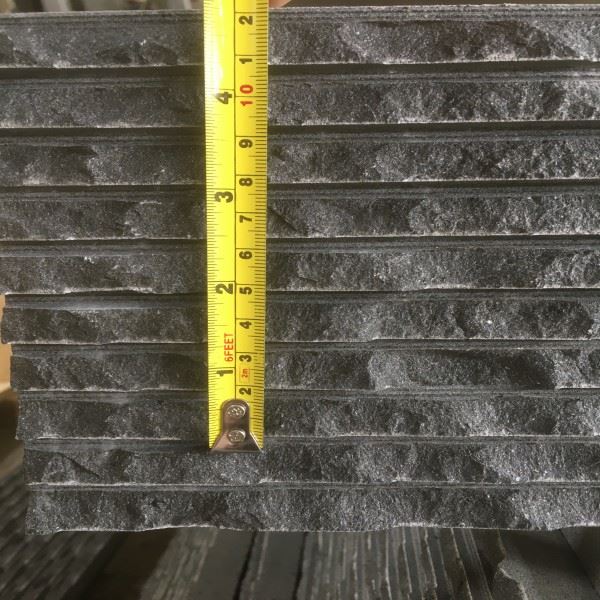 G684 Black Granite Waterfall Tiles.jpg