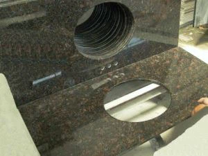 Baltička smeđa taština.