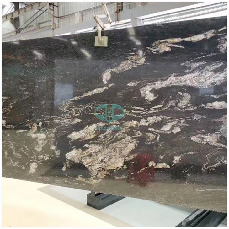 Black Forest Granite Slabs for Countertops