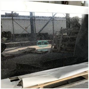 Granitna kuhinja od crnog bisera